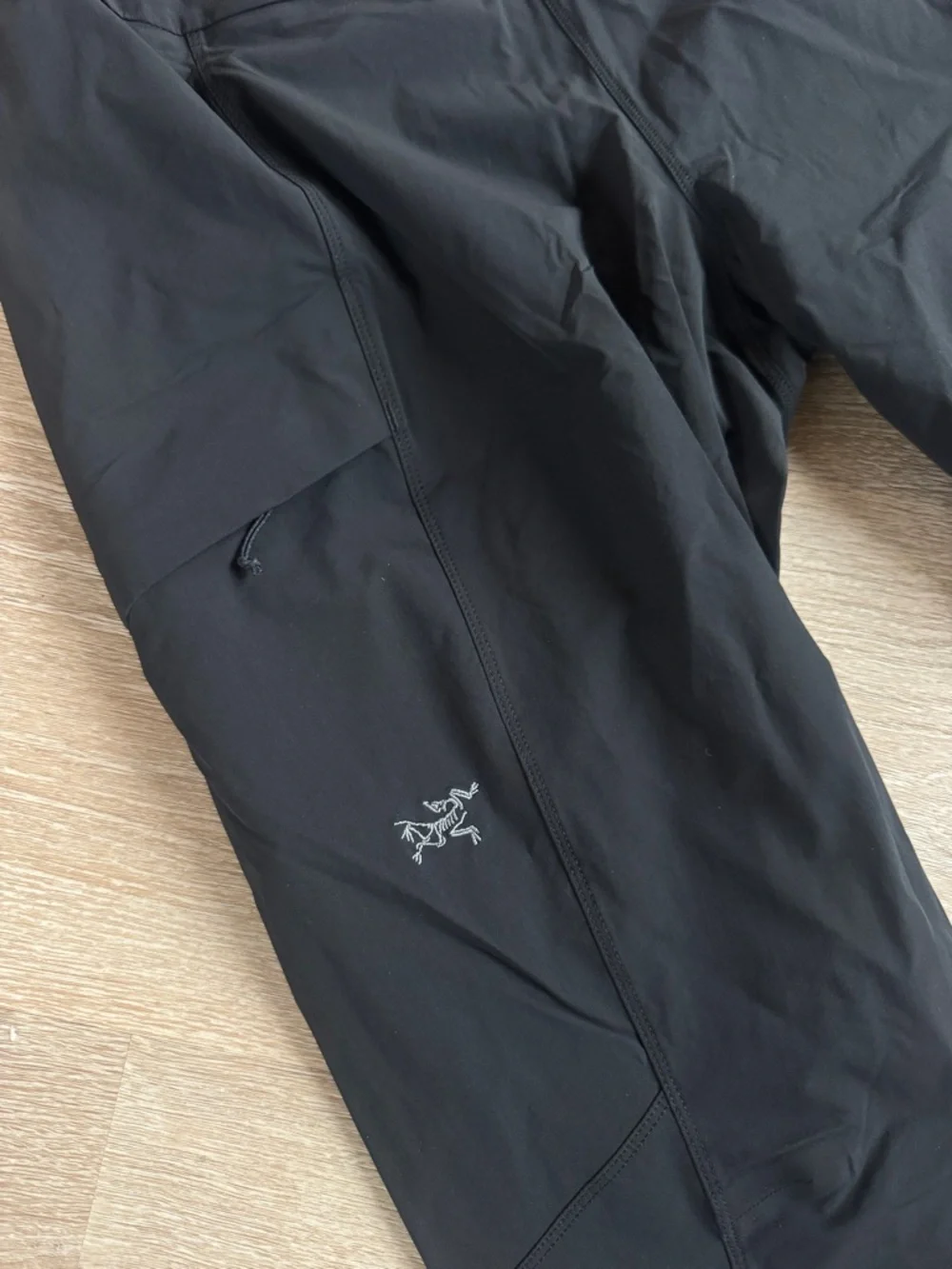 Arc'teryx sabrina hiking trekking pants 6 black - Picture 3 of 7
